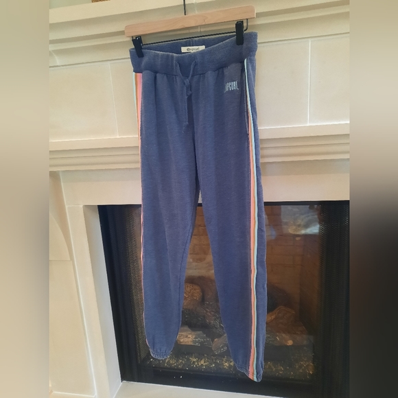 Rip Curl grey distressed joggers with multi color side stripe. - Picture 2 of 5
